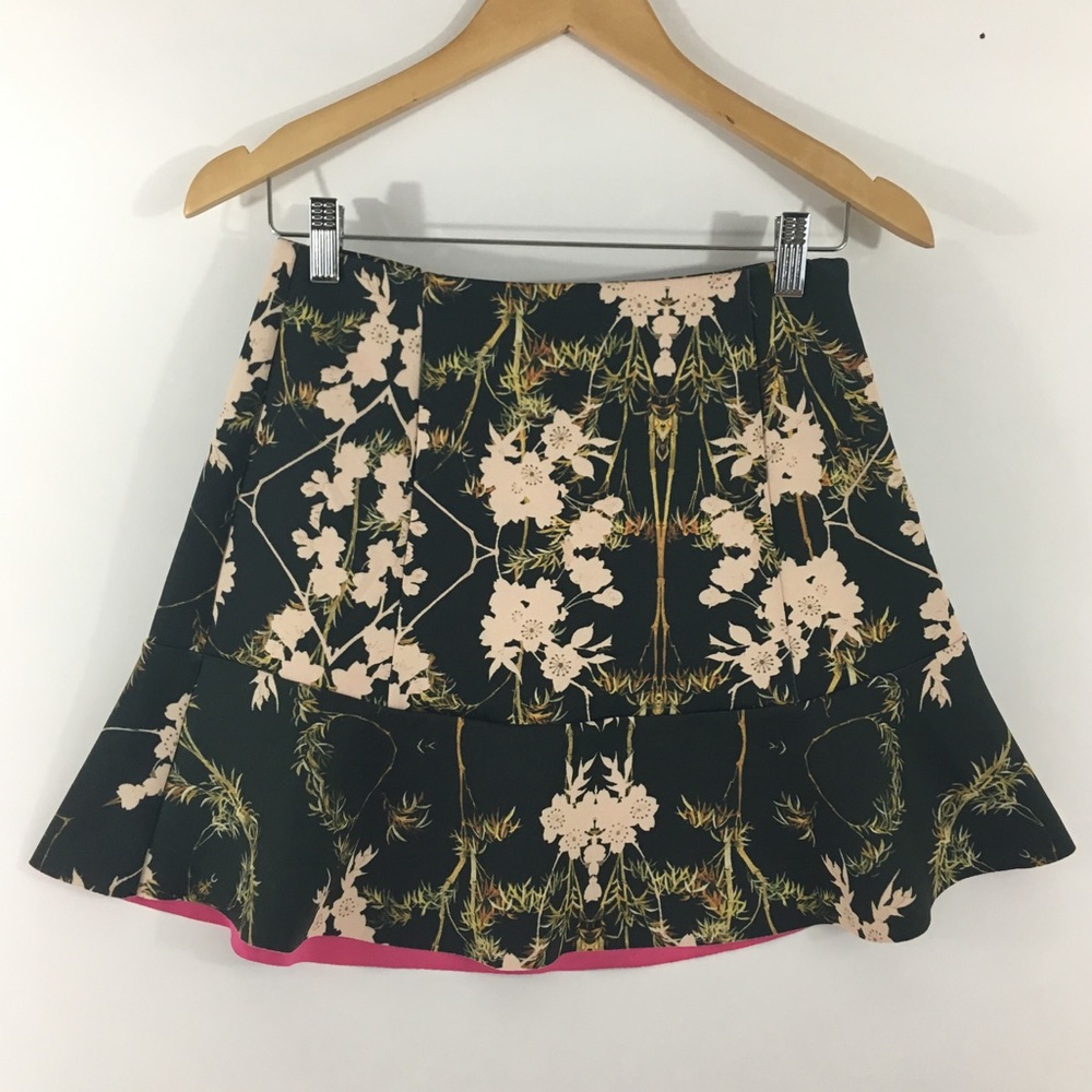 Neoprene thick Asos floral mirror print skirt! Indie sleaze